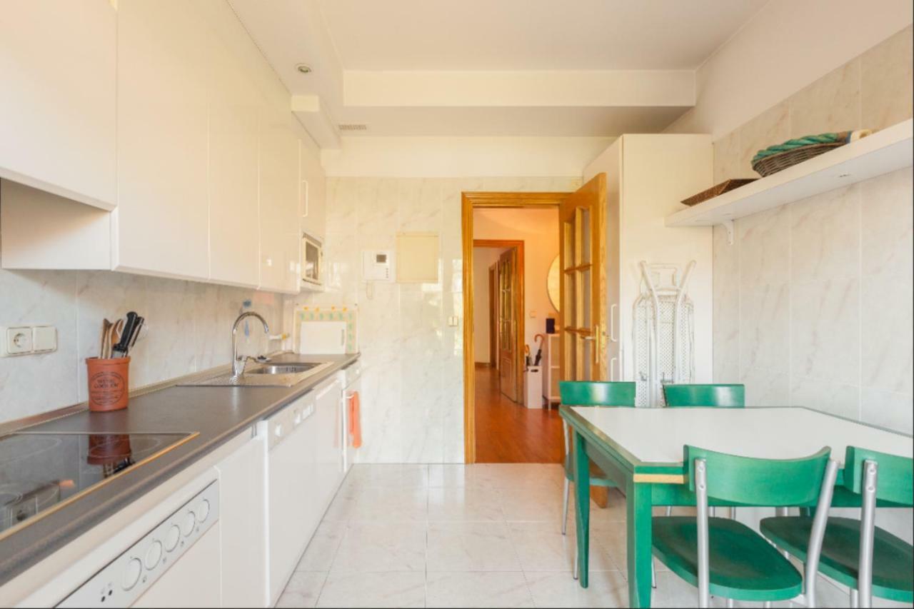 Апартаменты Ondarreta Beach & Terrace Сан-Себастьян Экстерьер фото